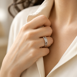 White Gold Solitaire Ring with Diamond