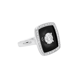 Ring Chanel, "Nuit Noire", white gold, enamel, diamond 1.01 carat.