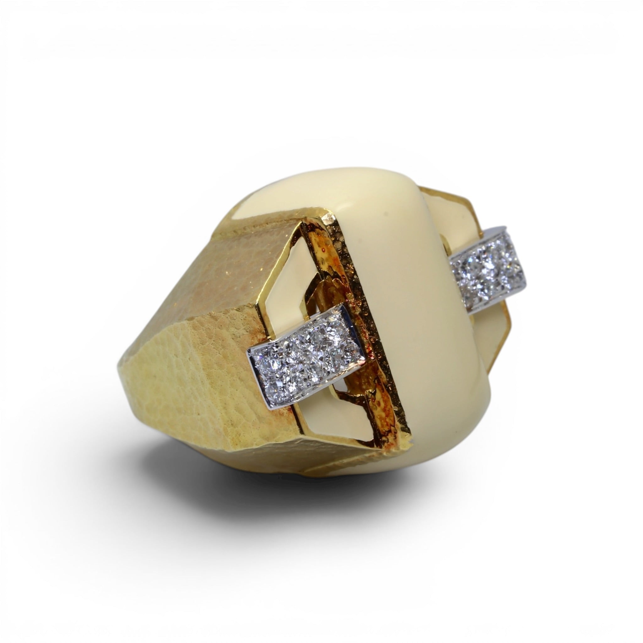 DAVID WEBB Tank Ring in Yellow gold, Enamel and Diamonds