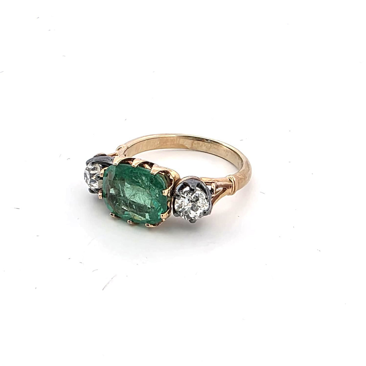 Bague Trilogie en or jaune, émeraude et diamants