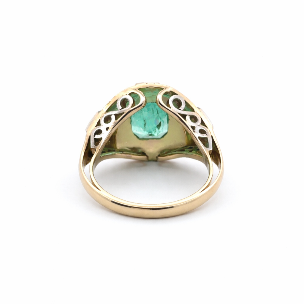 Bague Cocktail en or jaune, or blanc, émeraude et diamants