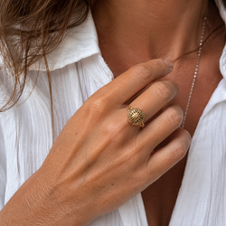 ARTE ORFÉVRE "Dôme" Ring in Yellow Gold