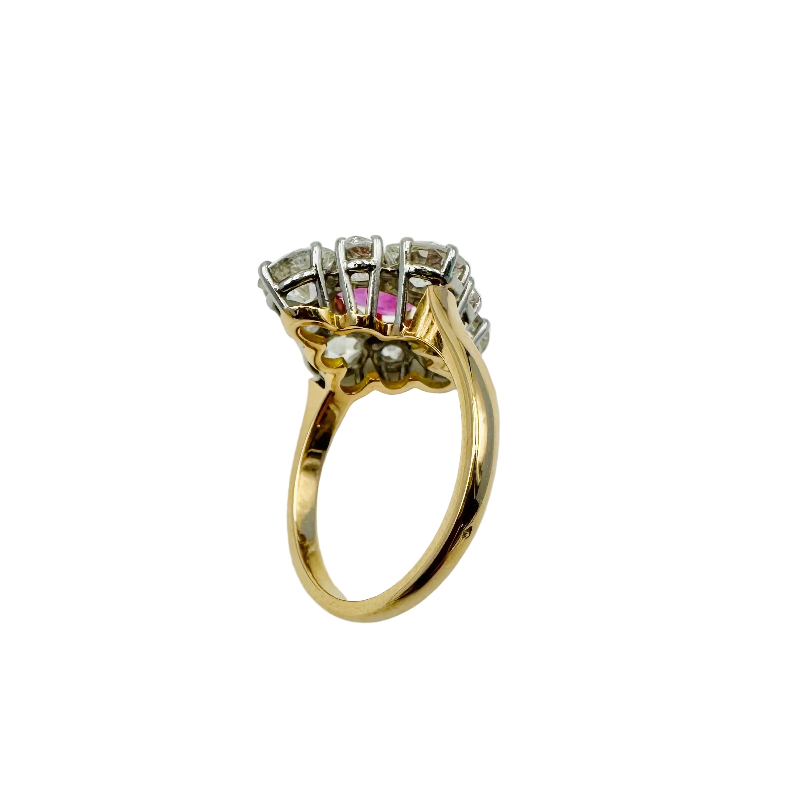 Marquise Ring in Yellow gold and Pink sapphire