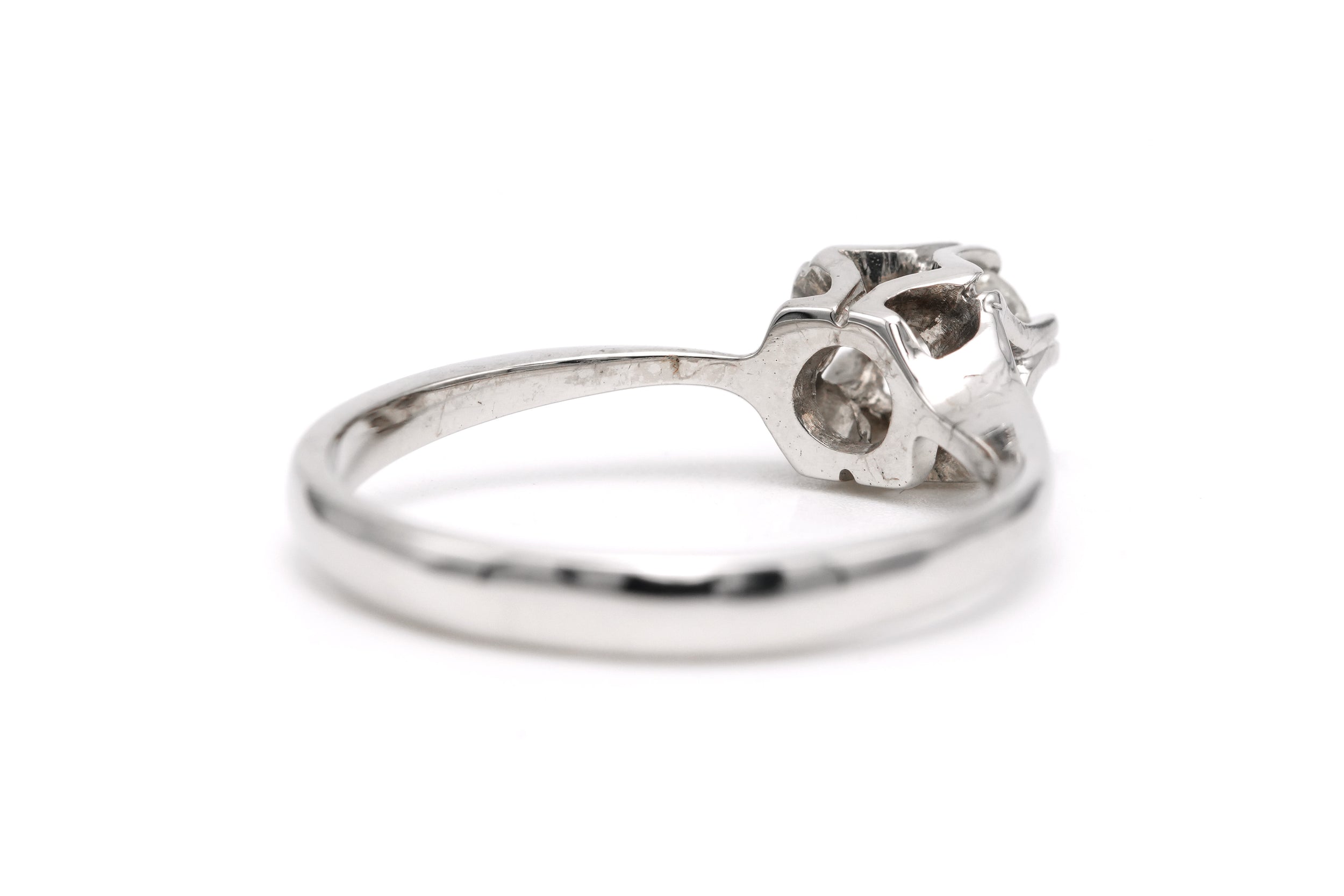 Bague Solitaire en or blanc et diamant