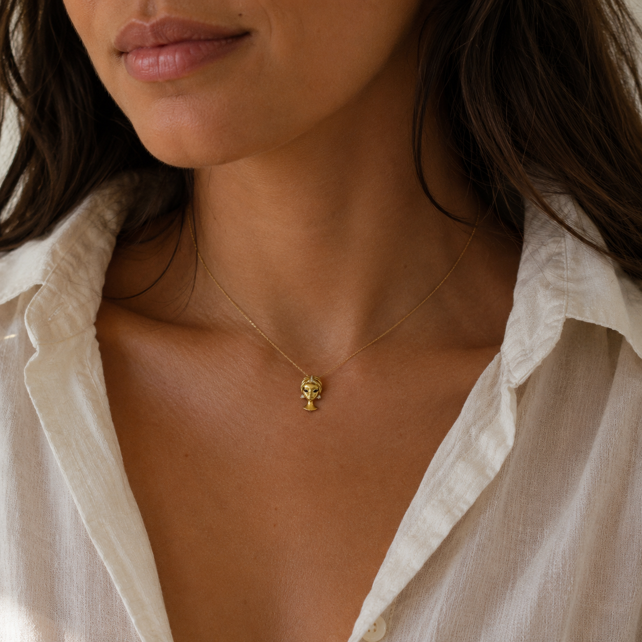 Yellow Gold Necklace with Diamond Pendant