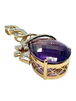 Yellow gold pendant with Amethyst and diamonds