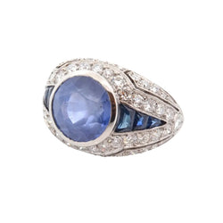 "Dôme" Ring in Platinum, Sapphires, and Diamonds