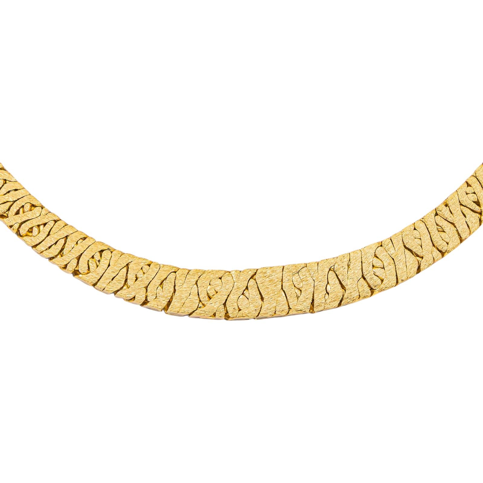 Yellow gold Necklace