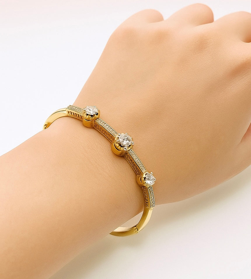 Bracelet Jonc en or jaune et diamants