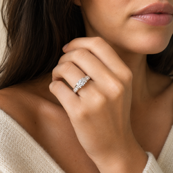 White Gold and Diamond Ring
