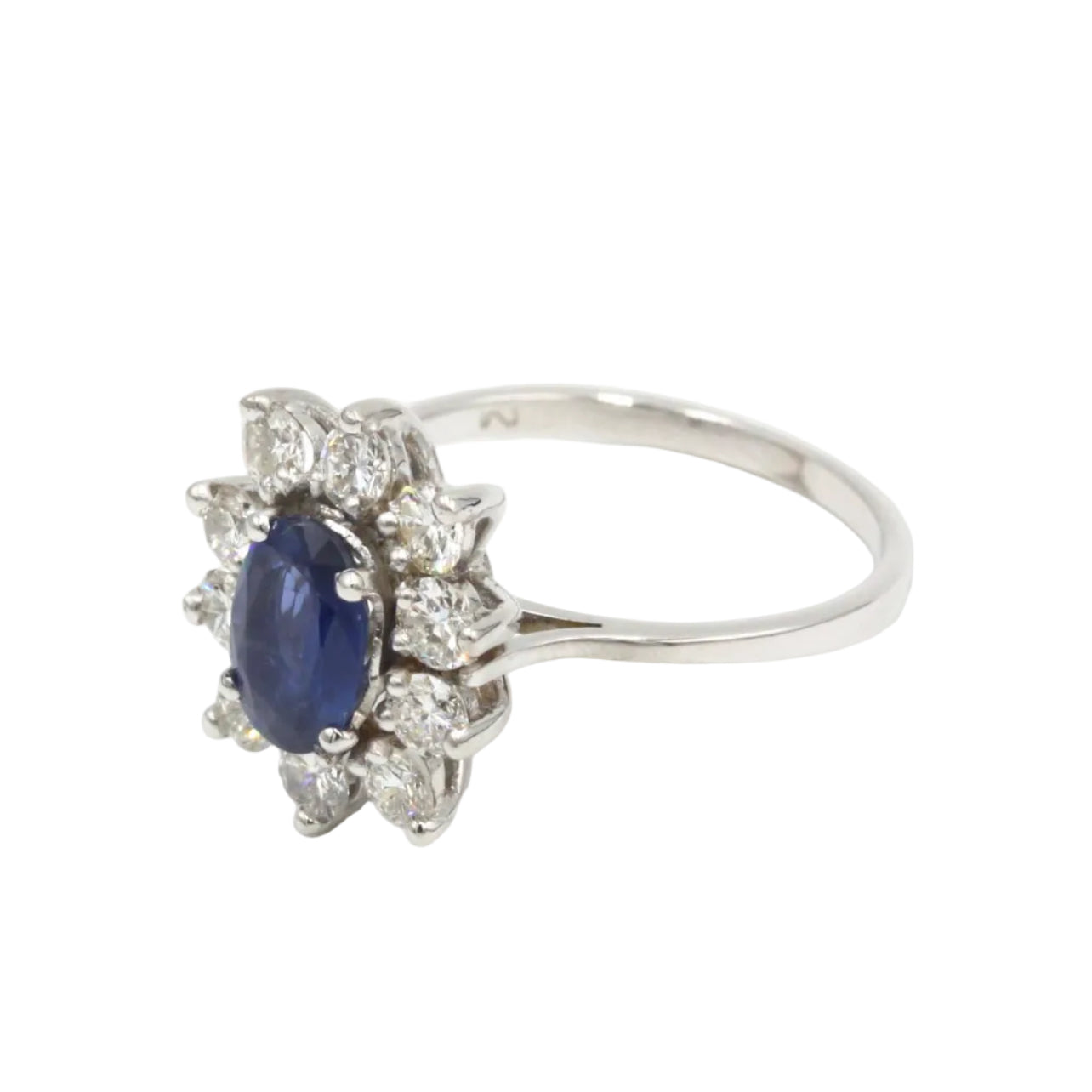 Bague Marguerite en or blanc, saphir et diamants