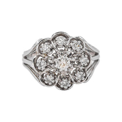 White Gold Daisy Ring with Diamond