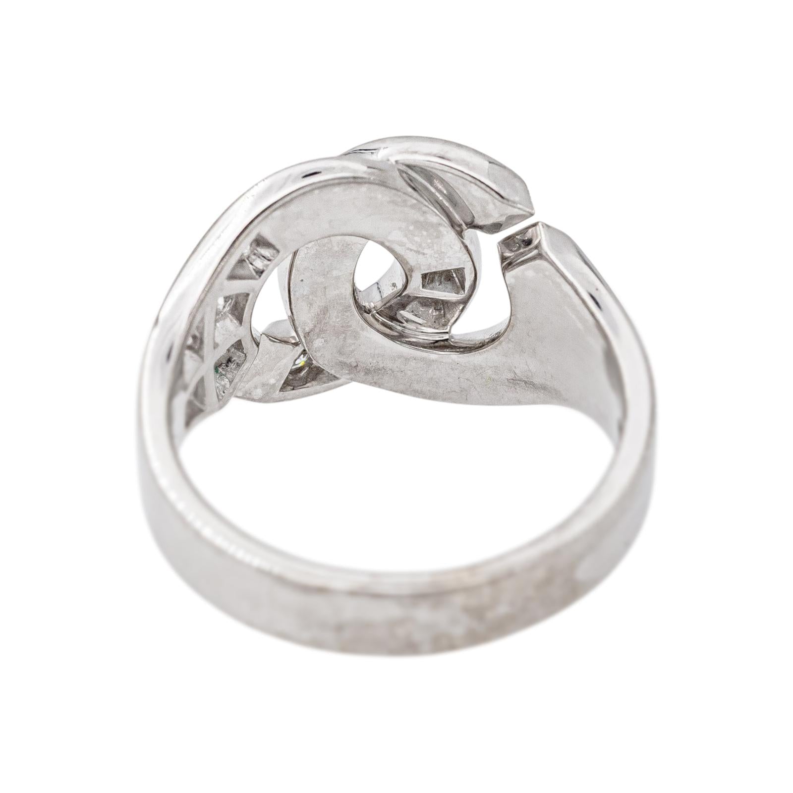 Dinh Van White Gold Diamond Ring