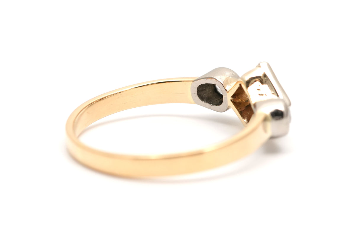 Bague Trilogie en or blanc, or jaune et diamants