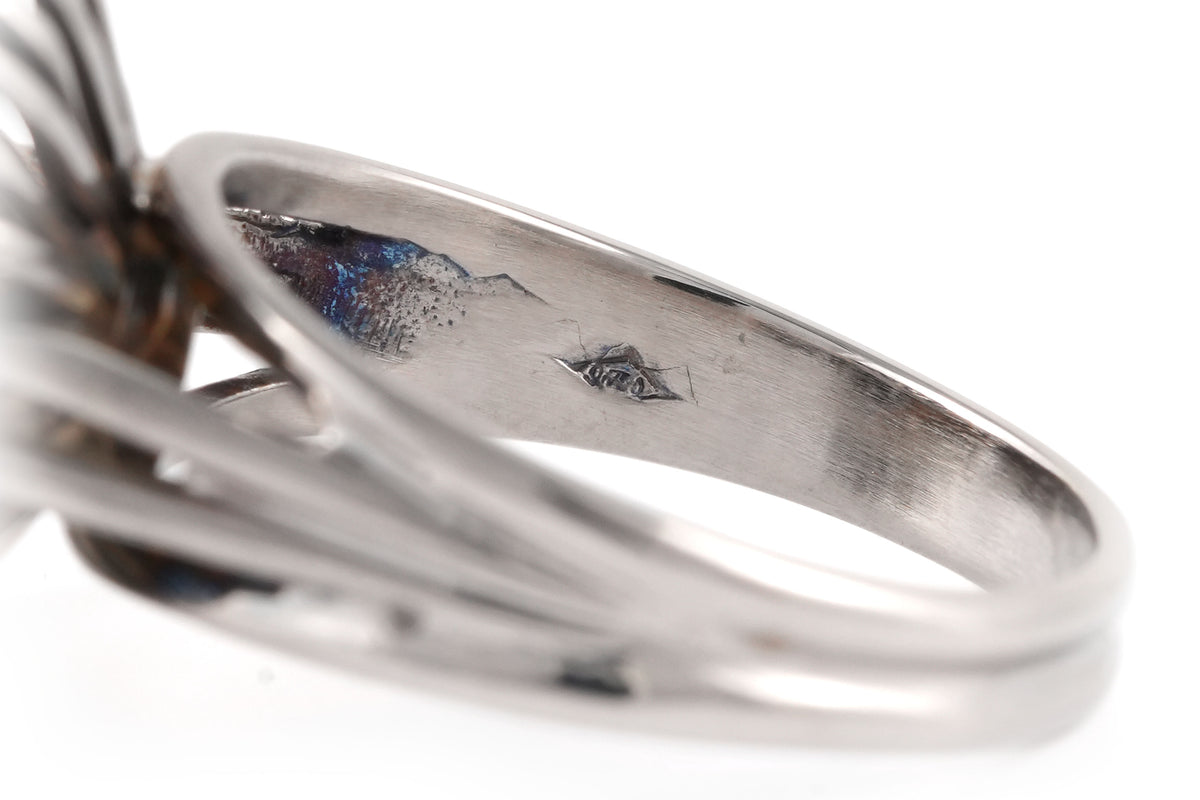 Bague Entourage en or blanc et diamants