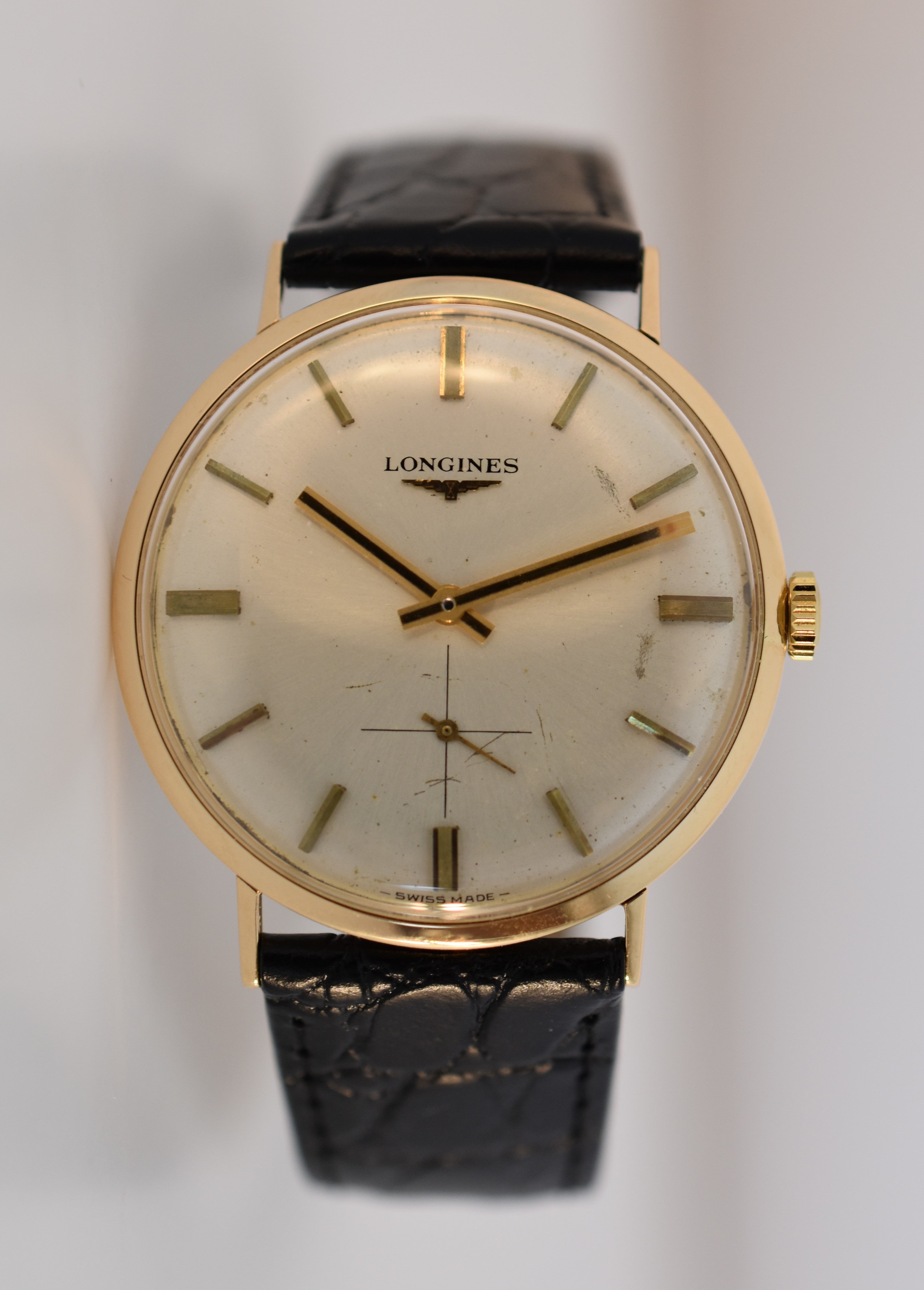 Longines "Classic Man", Calibre mécanique 420, or jaune 18 carats 750/000, Circa 1968