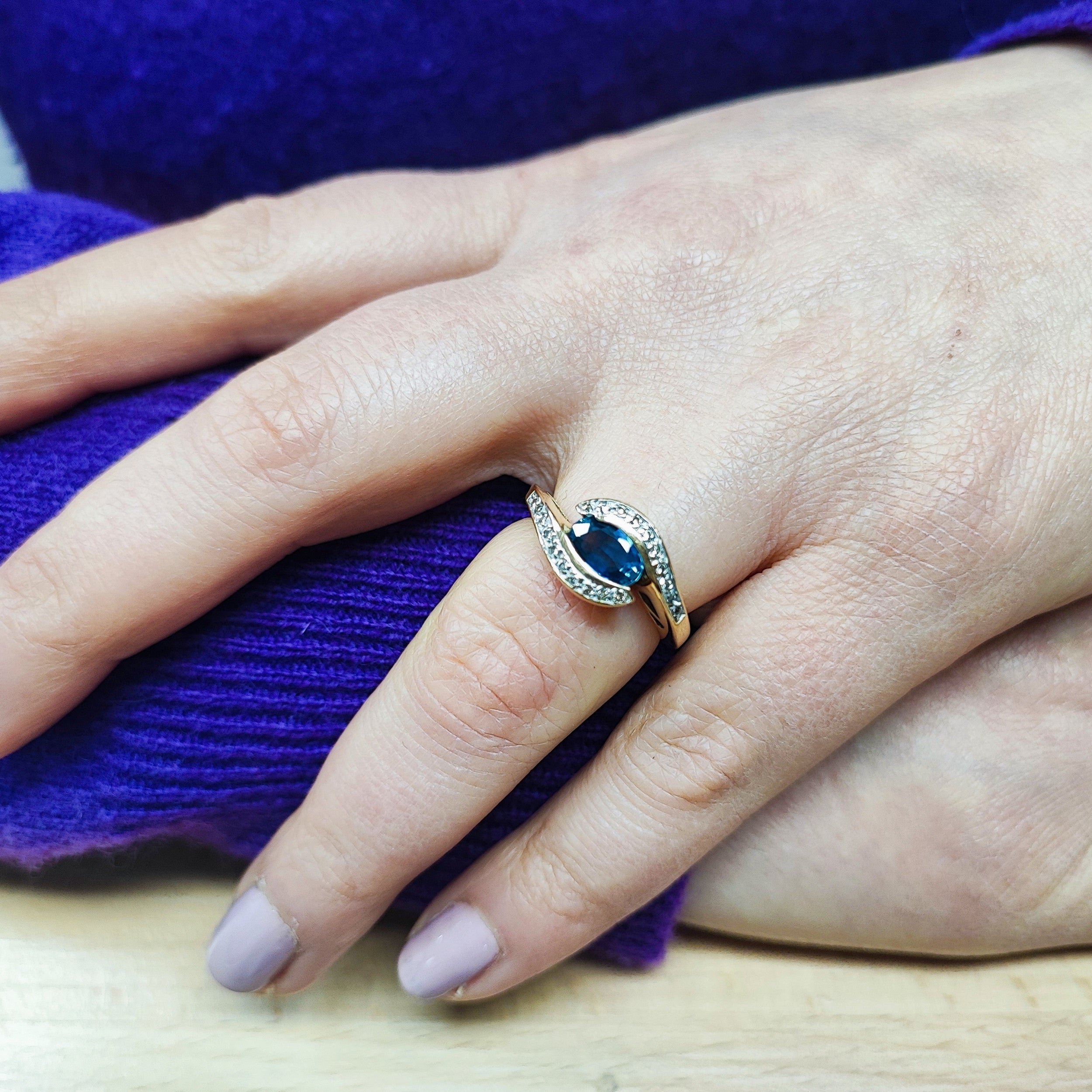 Bague Toi & Moi en or jaune, saphir et diamants