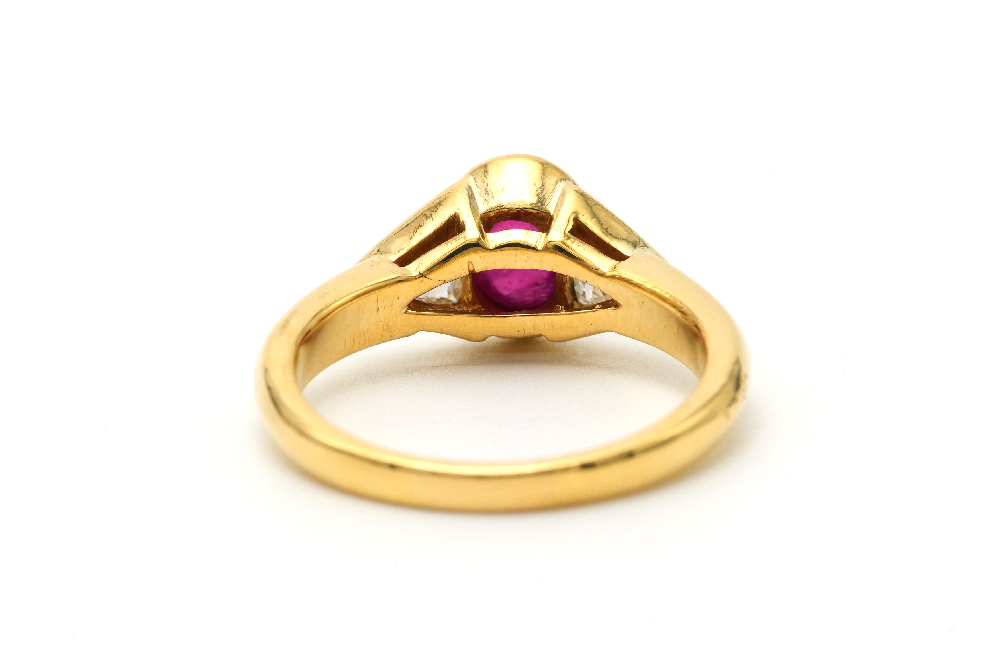 Bague Trilogie en or jaune, rubis et diamants