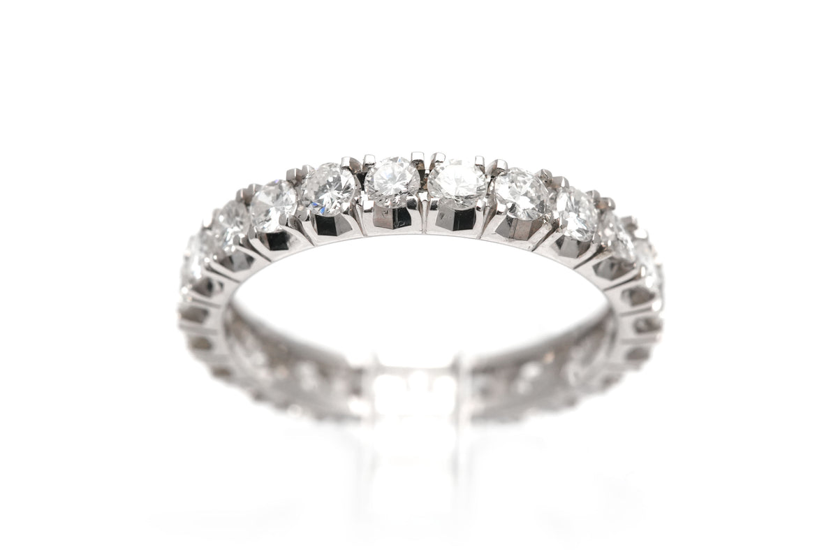 Bague Alliance en or blanc et diamants