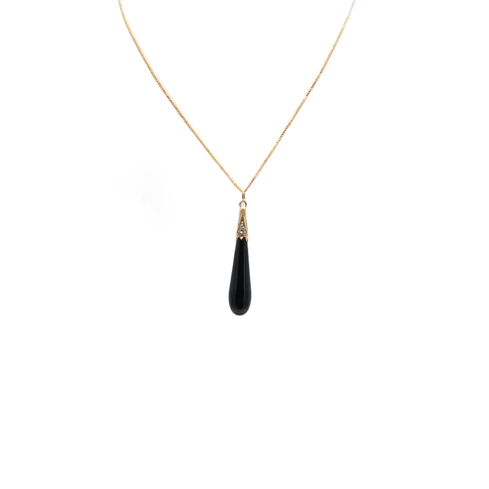 Yellow Gold Necklace with Onyx and Diamond Pendant