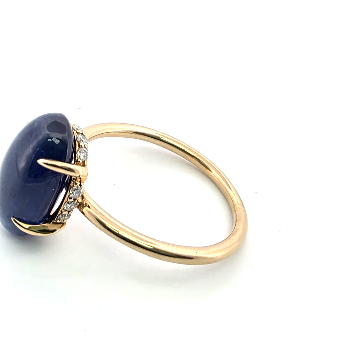 Yellow Gold Solitaire Ring with Sapphire and Diamonds