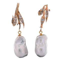 Yellow Gold Drop Earrings with Pearls and Diamonds