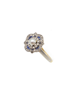 Art Deco Ring with Pearl and Sapphires in Platinum