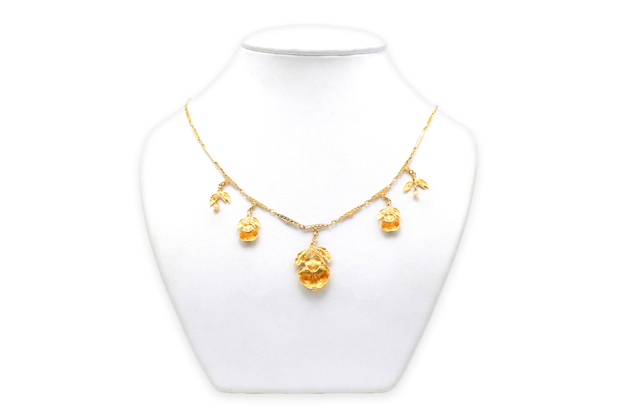 Collier Pendentif en or jaune et perles