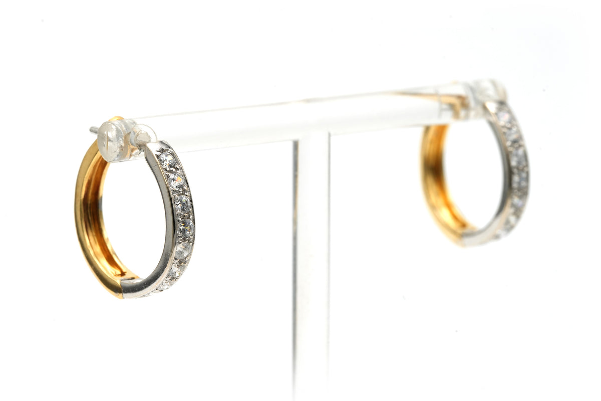 Earrings in white gold, yellow gold, and diamonds