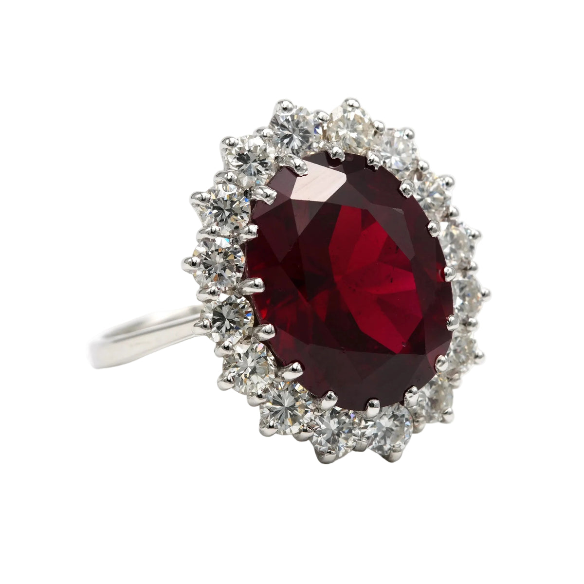 Entourage Ring in white gold, rubies, and diamonds