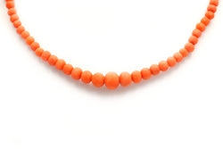 Collier en or jaune et corail