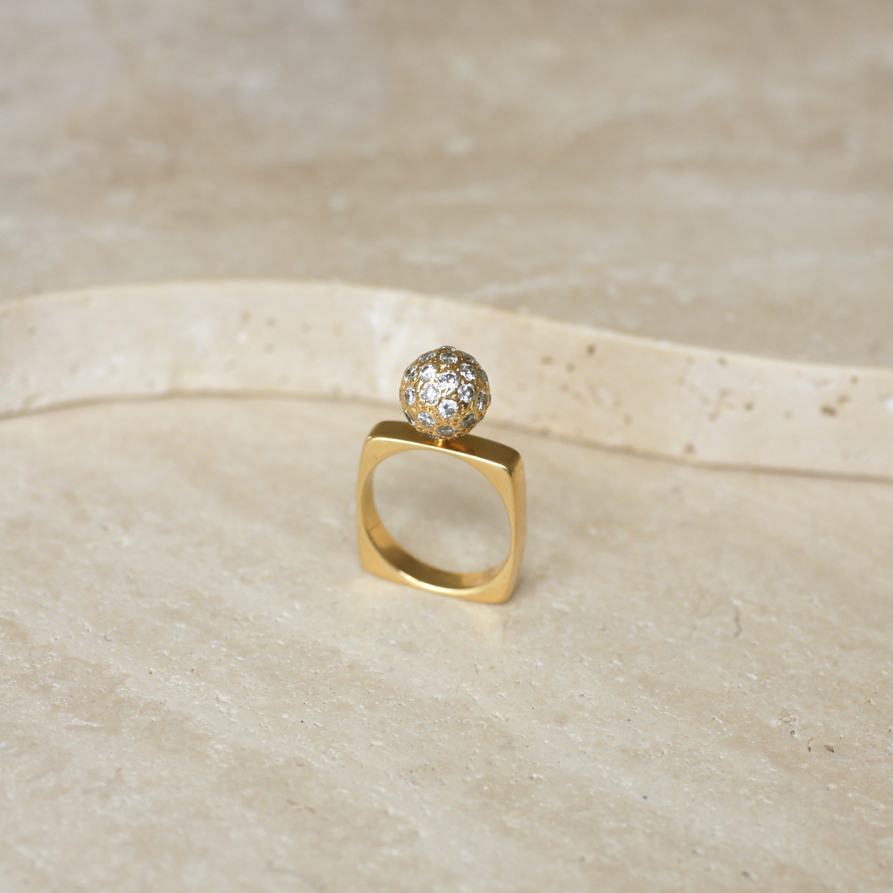 Ring DINH VAN in yellow gold and diamonds