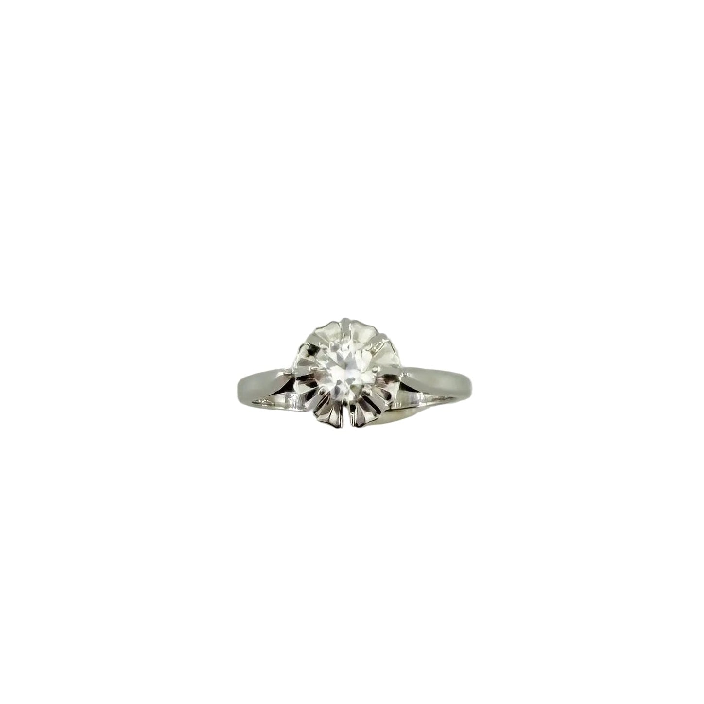 White Gold Solitaire Ring with Diamond