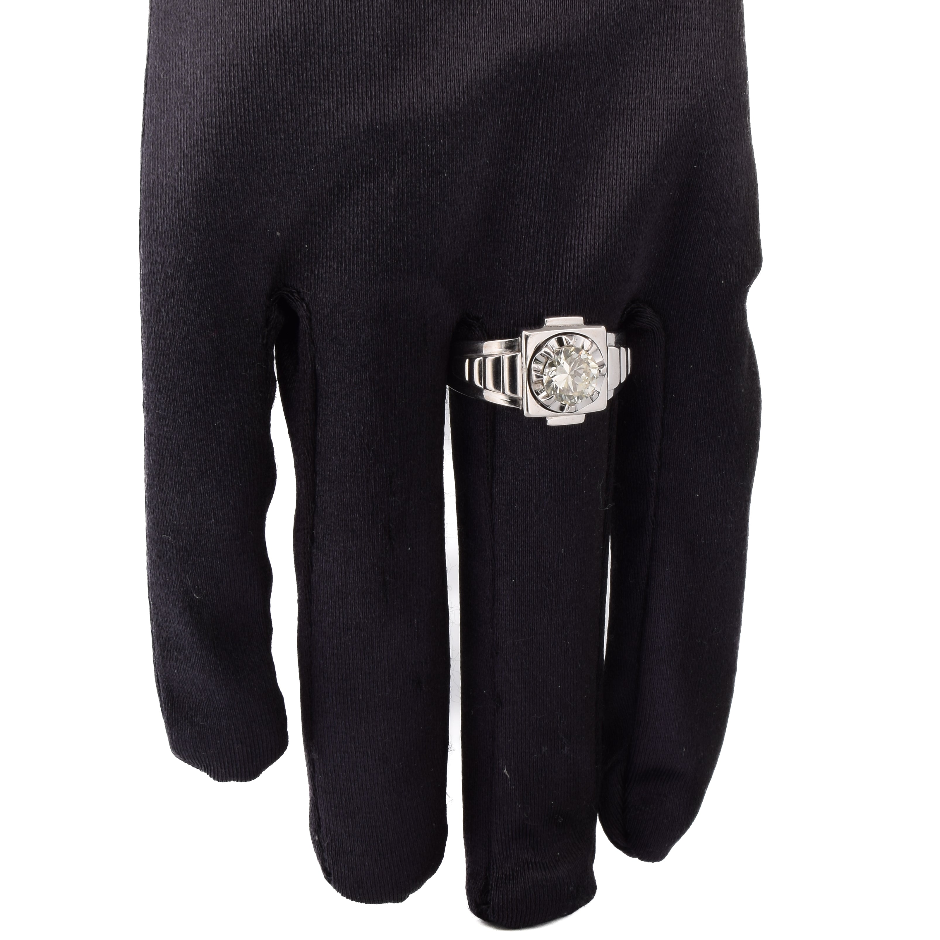 Bague en or blanc et diamant