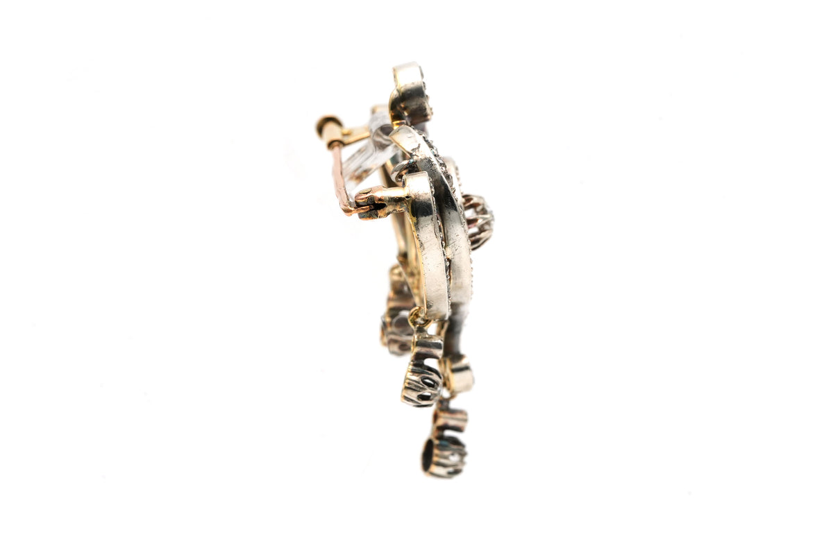 Broche Épingle en or jaune, argent et diamants