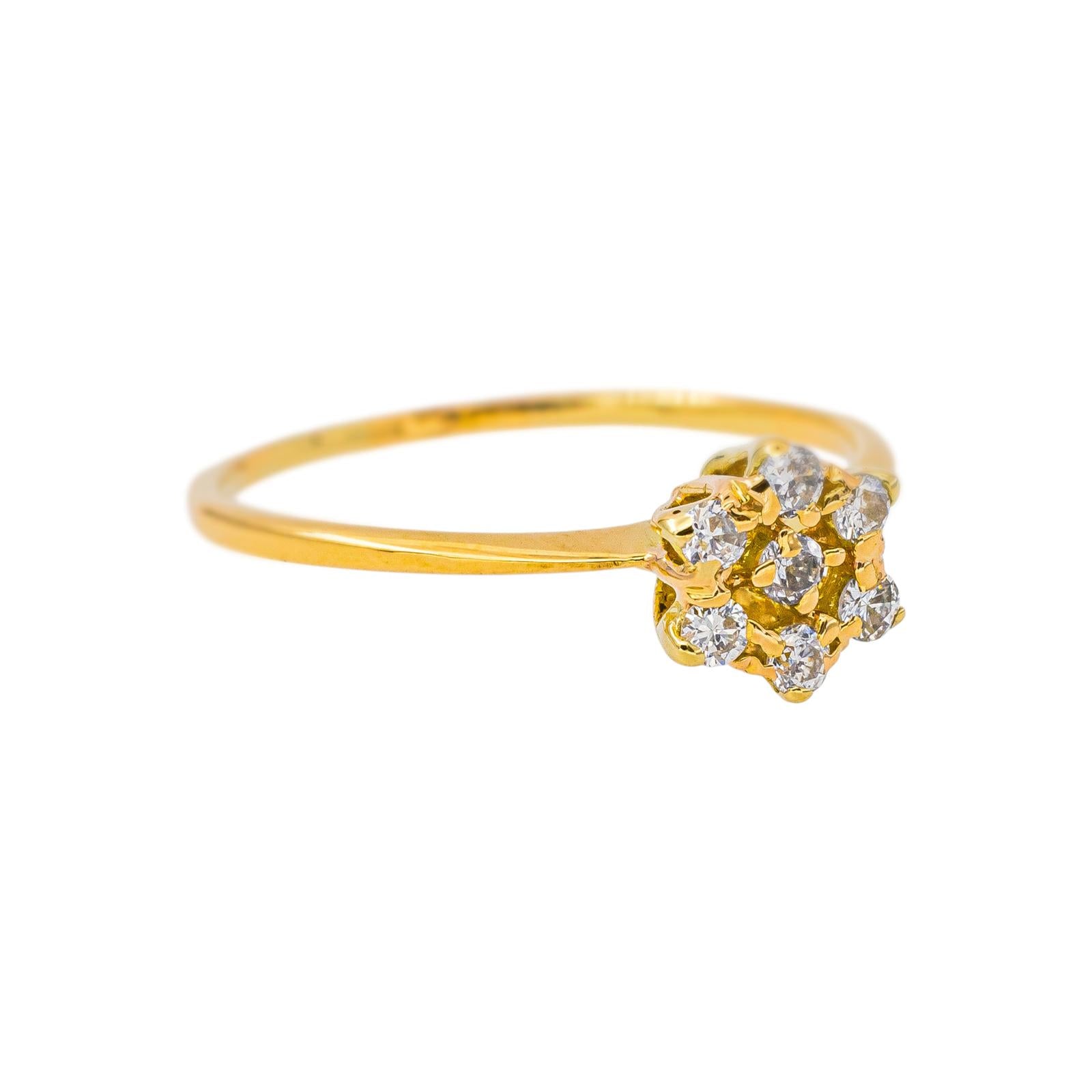 Yellow Gold Daisy Ring with Diamond