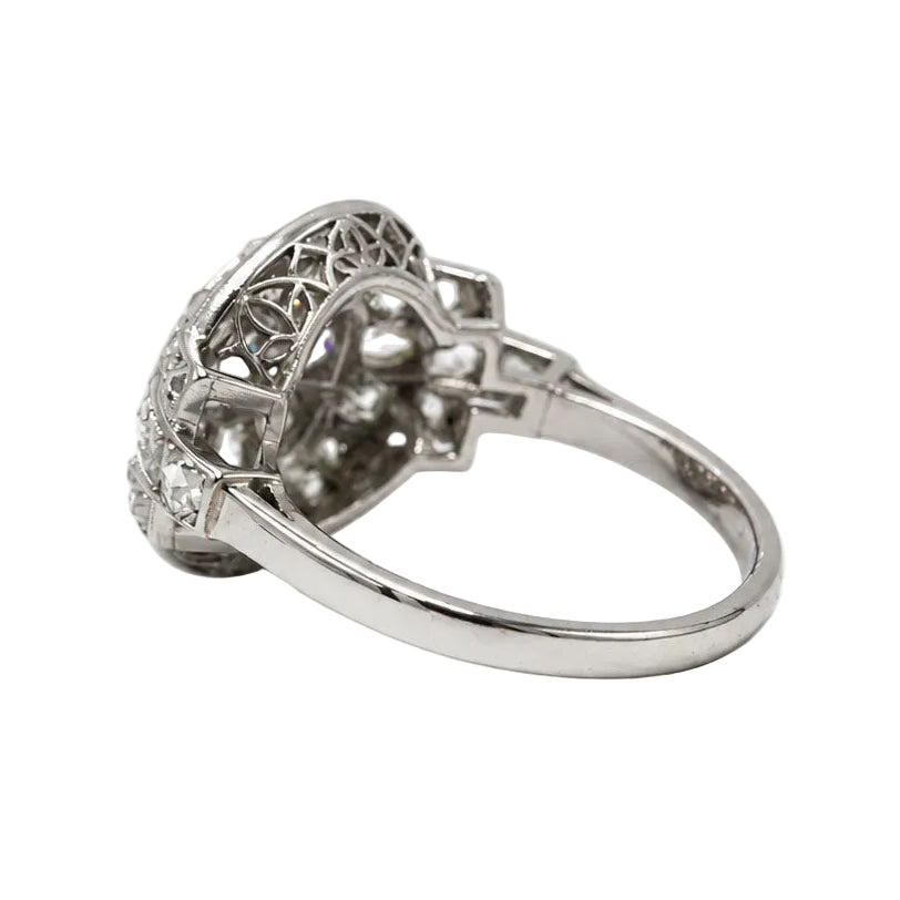 Entourage Ring in Platinum and Diamonds