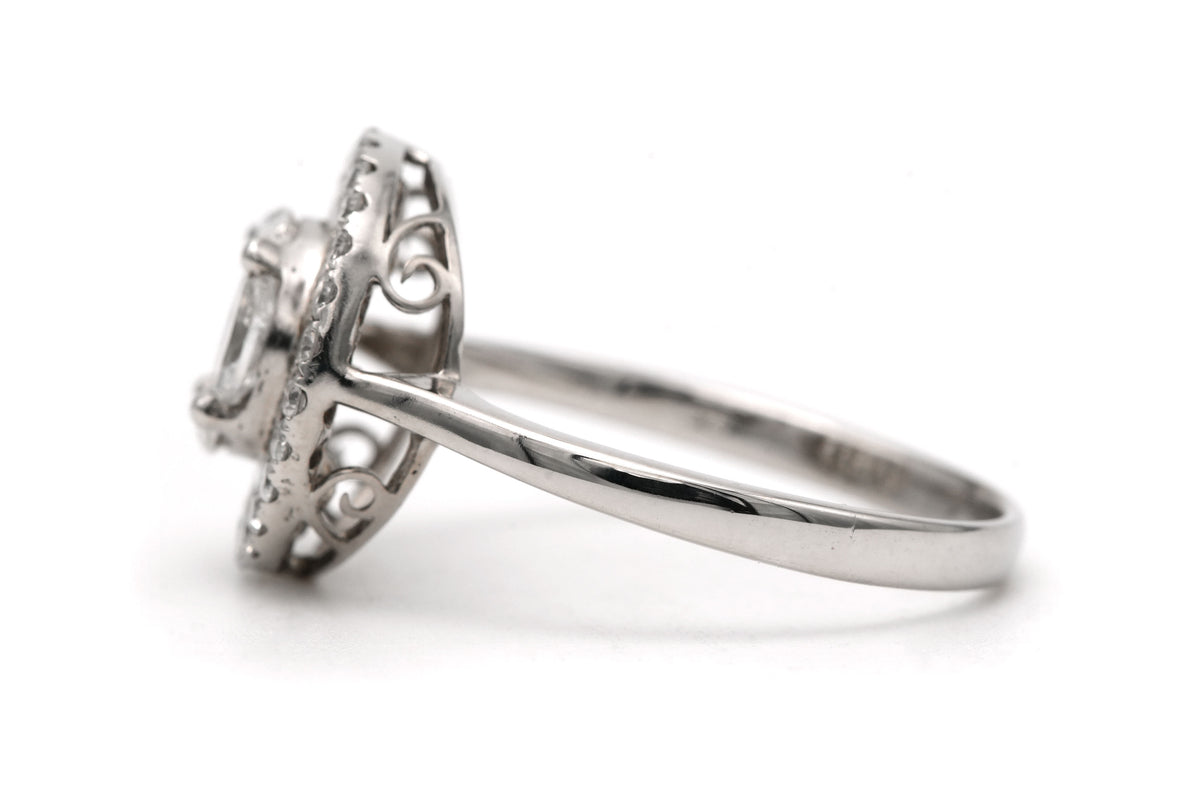 Bague Entourage en or blanc et diamants