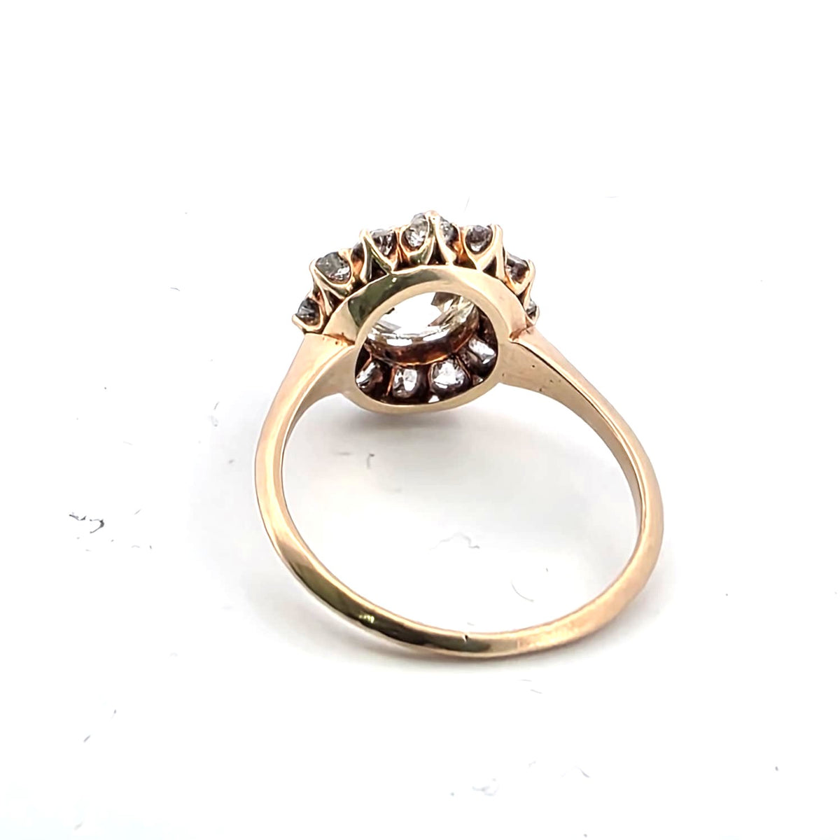 "Entourage" Ring in Yellow Gold and Diamonds