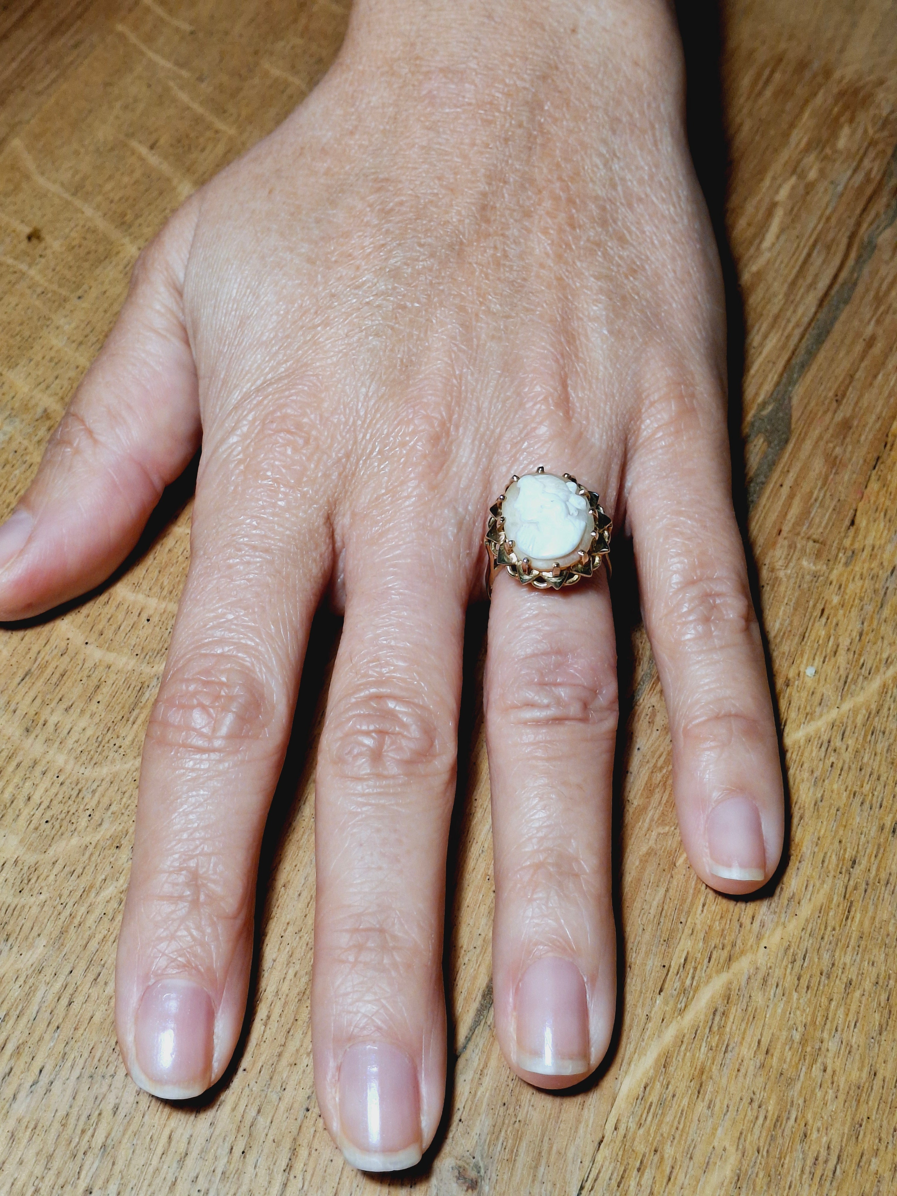 Rose gold Cameo Ring