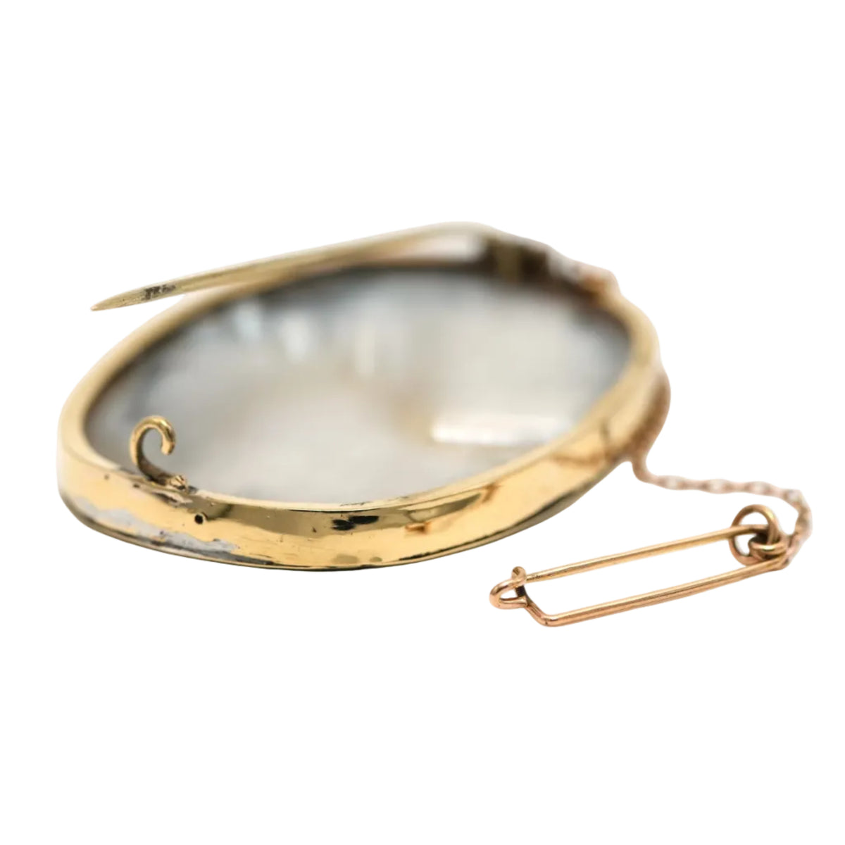 Yellow Gold and Mother-of-Pearl Brooch