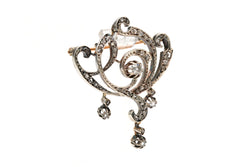 Brooch made of yellow gold, silver, and diamonds