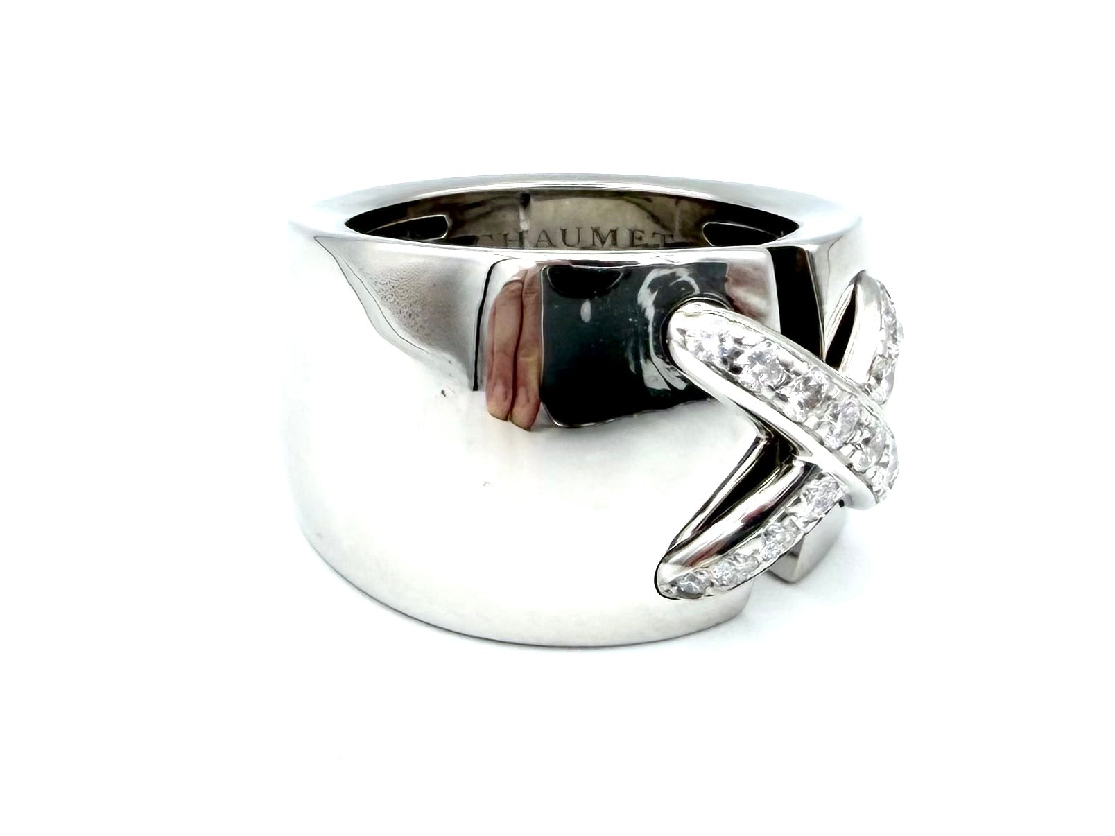 CHAUMET ring. "Liens" collection in white gold and diamonds