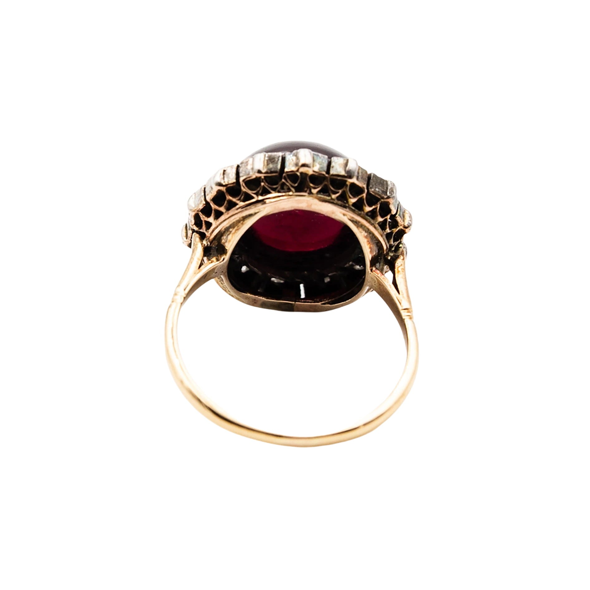 Marguerite Ring in Yellow Gold, Silver, Garnet, and Diamonds