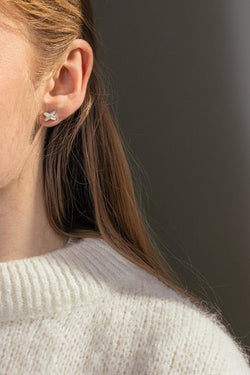 Chaumet Boucles d'oreilles Jeux de liens Or rose Diamant