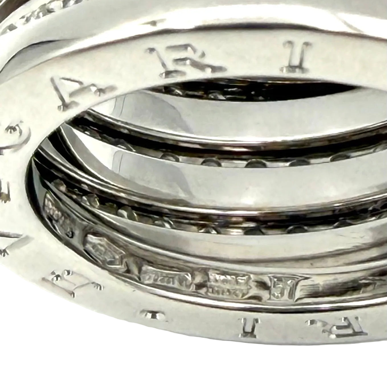 BULGARI "B.Zero1" Band Ring in white gold and diamonds
