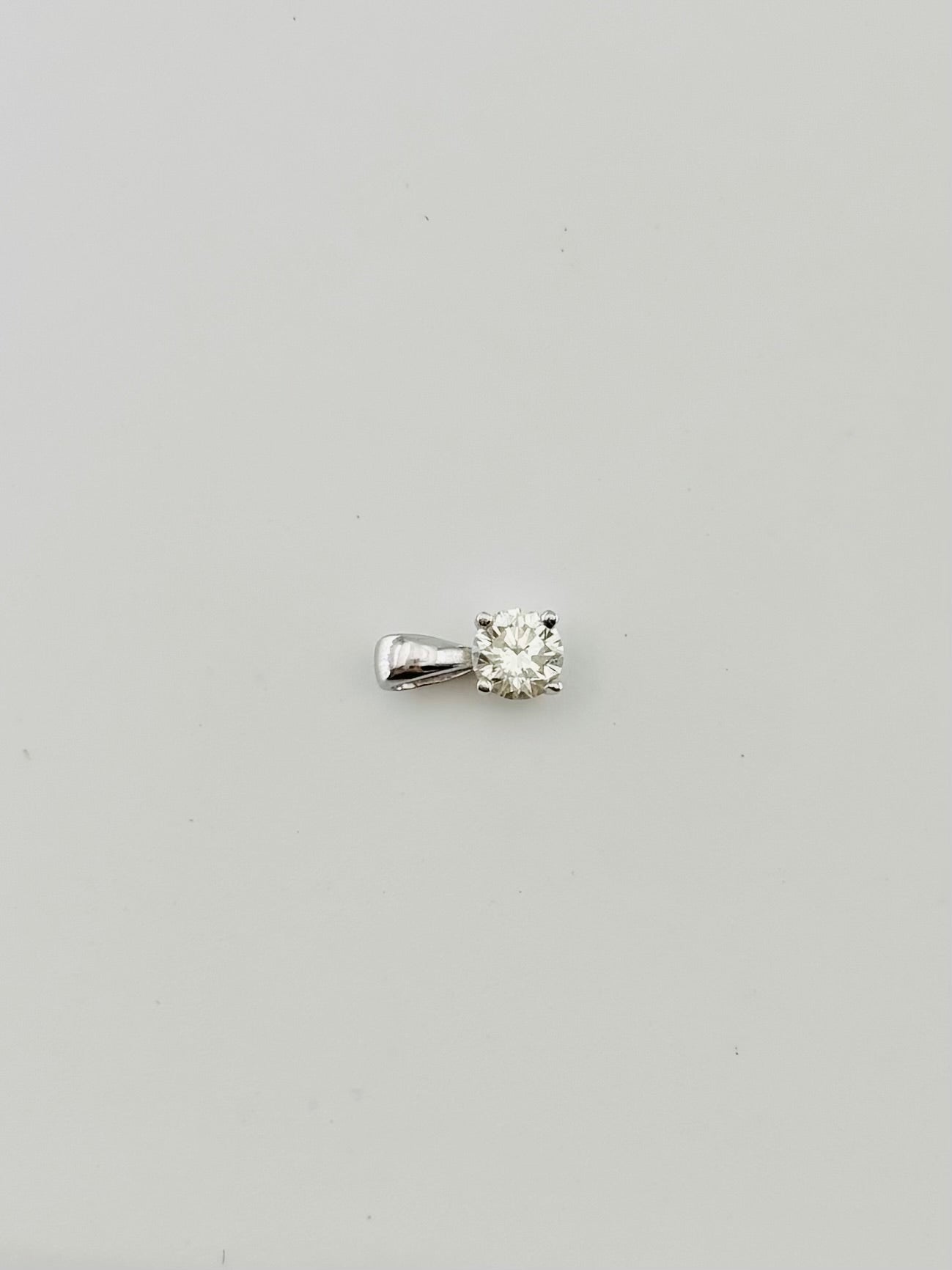 White Gold and Diamond Pendant