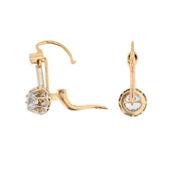 Lever-back earrings in yellow gold, Platinum, and aquamarines