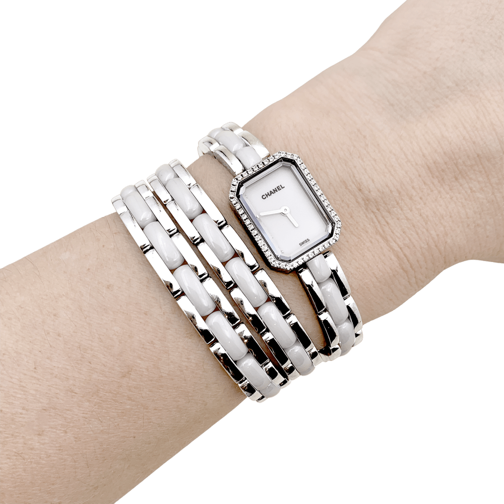 Watch Chanel, "Première", ceramic white and diamonds.