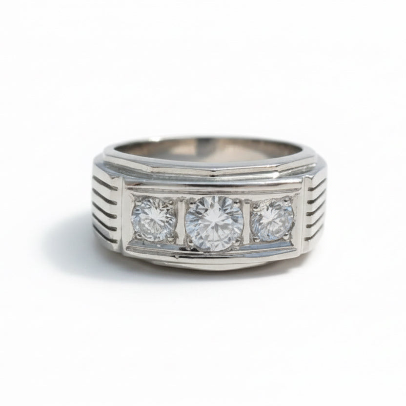Ring Art Deco in paltinium and diamonds